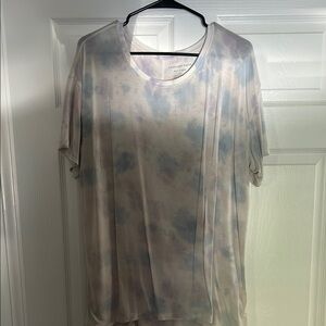 Old navy Women's T shirt